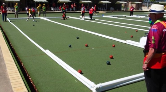 Diy Portable Bocce Ball Court Https Www Somaine Org Wp Content