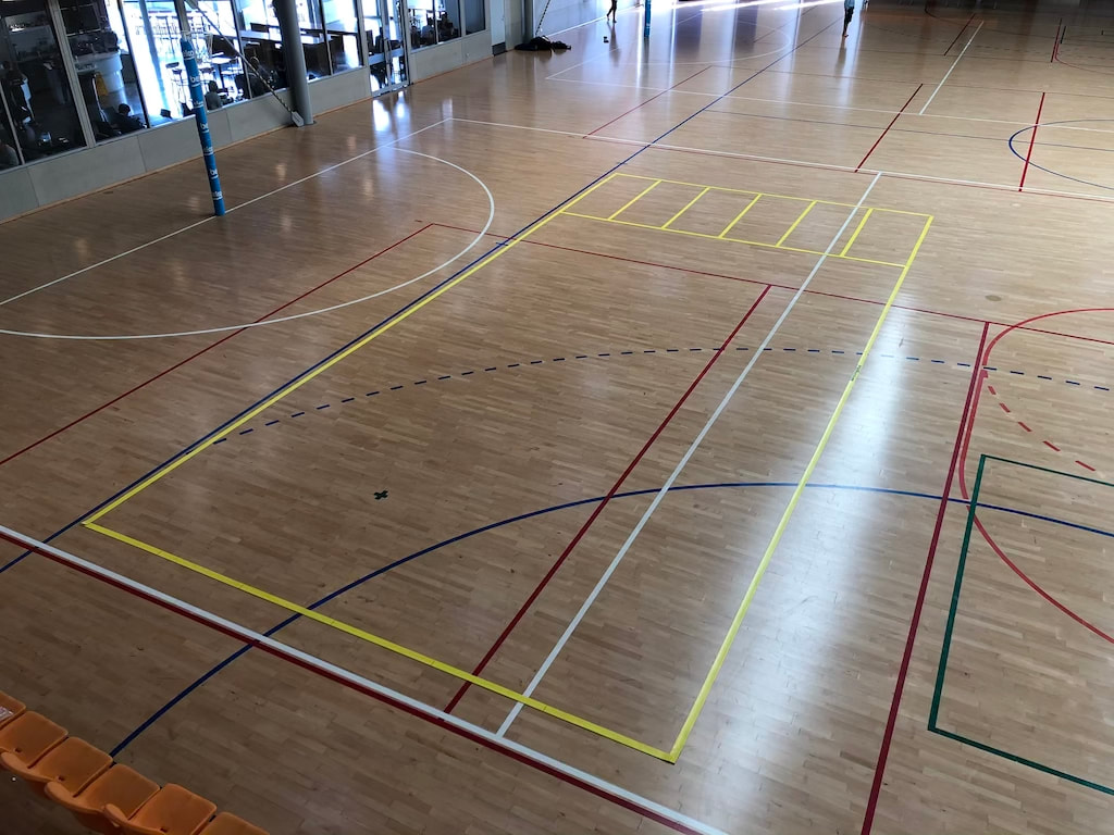 badminton court markings